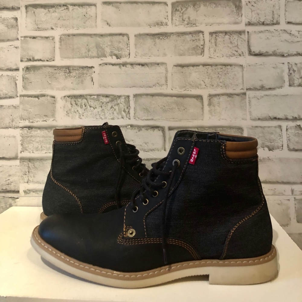 Levi’s Men's Casual Windham Black Denim Boot Sz 10